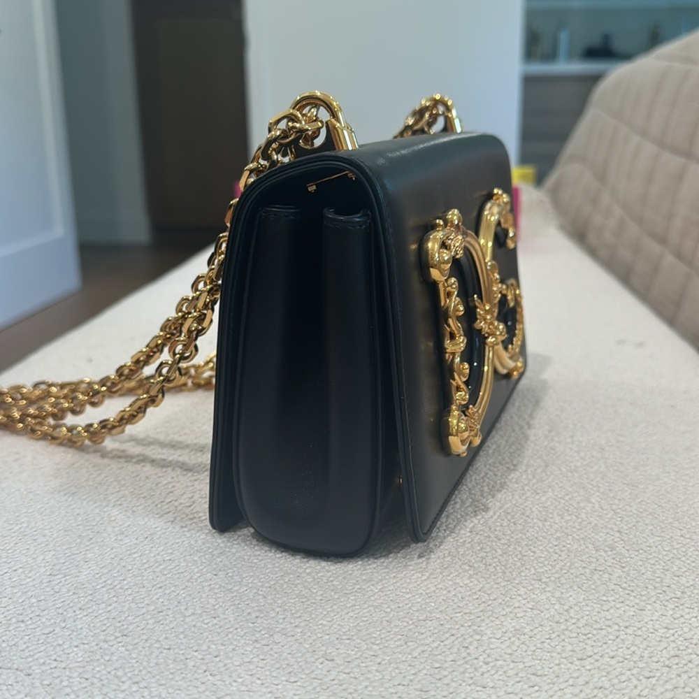 Dolce & Gabanna Logo Leather Cross Body Bag - Picture 9 of 16